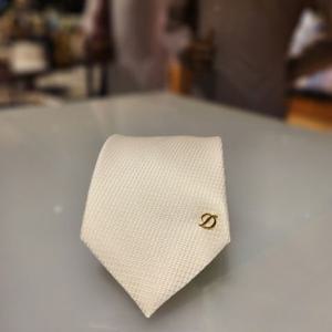 듀퐁셔츠 TE4FM61KA038TWH 실크 조직감이 돋보이는 솔리드 화이트 듀퐁 넥타이(와펜증정)