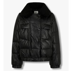 톰보이  9174414985 니트카라레자다운