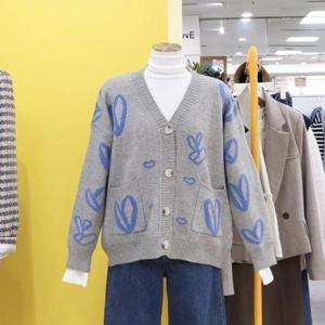 르피타 DP01 Y넥 루즈핏 하트 가디건 L244UKTB07