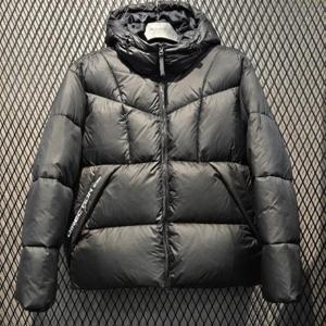 엠할리데이 HC03 후드달이 숏기장 점퍼 MO4WU820