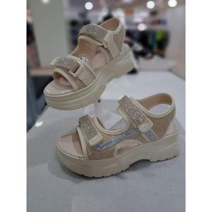 리바디 세이브존08 키높이통굽큐빅스트랩샌들 2023RD0484