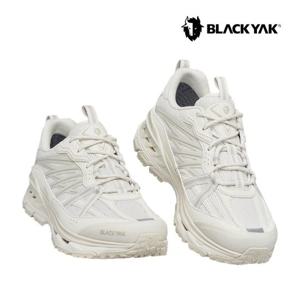 블랙야크 남녀공용 트레킹화 343 MAX GTX(BE) ABYSHX4920
