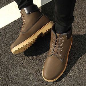 남자 연말 모임룩 나들이 패션화 데일리룩 코디 워커