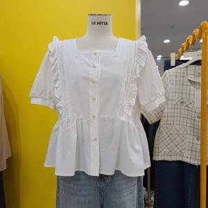 르피타 DP01 스퀘어넥 프릴 블라우스 L252UBL554