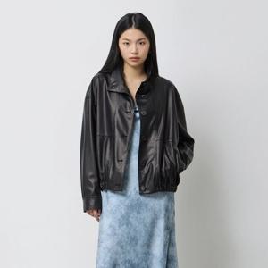 [시슬리]하이넥 페이크 레더 블루종(SALE02511)