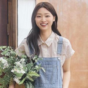 뱅뱅 동백01 스트라이프 롤업 캡소매 셔츠 CSL310