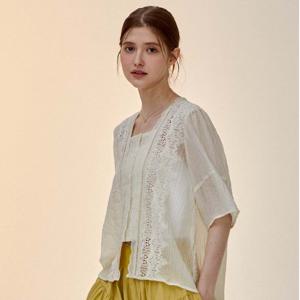 샵앤) 여성 여리 레이스 시스루 5부소매 블라우스 CL-WBL0387