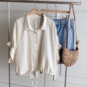 샵앤) 여성 카라넥 잔스트라이프 루즈핏 반팔 블라우스 BONG-WBL-4510-옐로우