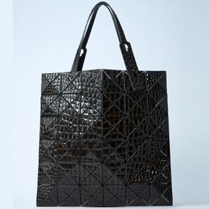 25 FW 바오바오 이세미이케 카이주 Kaiju 트라이애글 타일 슬림 토트백 블랙 BB56AG832 15