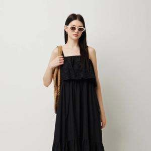 [시슬리]채플 아일렛 티어드 원피스  (SAOP41531)