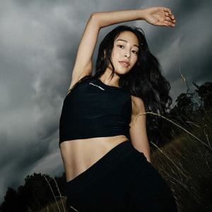 [데상트공식] 우먼스 러닝 크롭 싱글렛 SQ322RST75