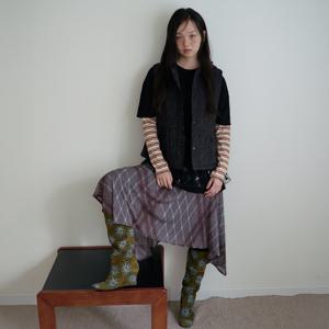 [써스데이아일랜드][여성]스팽글 패치 오버사이즈 티셔츠 (T256MTS134W)