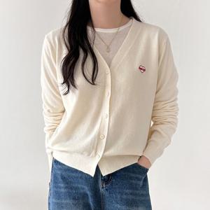 샵앤) 여성 신상 아이럽 Y단추 긴팔 니트 데일리 가디건 NYS-WCD-4803-아이보리