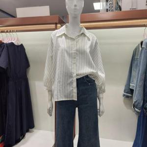 수스 HC04 실버 스트라이프 블라우스 S253BBL852