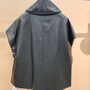 라티움 HC34 부드러운느낌 캡소매 반후드 레더 페이크가죽조끼 T2553vt02