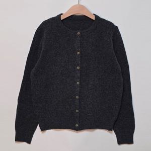 샵앤) 국산 여성 라운드넥 기본 베이직 무지 단추 가디건 21DS-WCD-4985-차콜