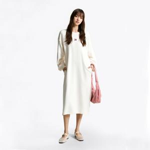 타미진 여성 배지 스웨트 미디 원피스 T32F7WOP40TWT2