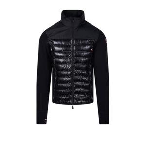 몽클레어 로고 패치 스웨트셔츠 8G00027899IG999 BLACK DOM