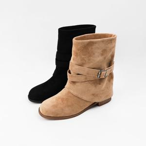 [신난다슈]여성 앵클부츠 3cm 여자 숏 워머 털 앵글 부츠 인조퍼 스웨이드 통굽 MRO257161