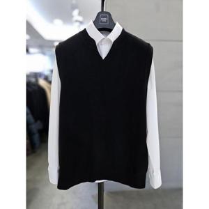 바쏘옴므 세이브존03 바쏘옴므 남자 슬릿넥 검정 조끼  혼방 니트 베스트 WSAFZ3WV04A