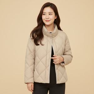 [꼼빠니아]하프넥 다이아몬트 다운 퀼팅 점퍼-CW24DA0802002B