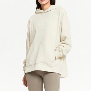 뉴발란스후드티 DQJ NBN0E4S082-39 WOMEN 엠보스 레터링 기모 후드티 (OVER FIT)