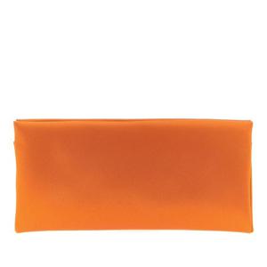 생로랑 소프트 새틴 이브닝 클러치 851585FAC13 7519