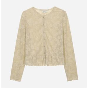 [써스데이아일랜드]플라워 프릴 블라우스 T258MBL234W