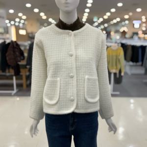 [숲][데일리출근룩] 스퀘어체크패턴 노카라 도톰 니트 OBBJKT1