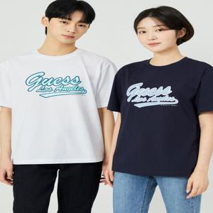 [ON] 유니 세미오버핏 중앙 게스 로고 반팔티 NP2KE408