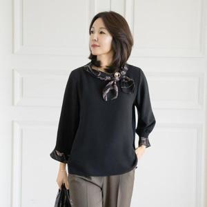 엄마옷 마담4060 스카프오브제블라우스-QBL2509090-