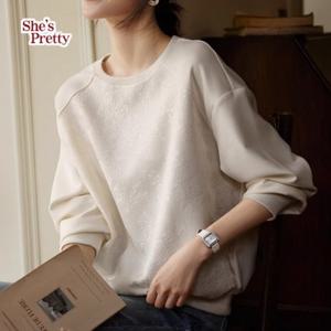 [쉬즈프리티] 새틴자카드플라워패턴맨투맨 L까지_여성맨투맨