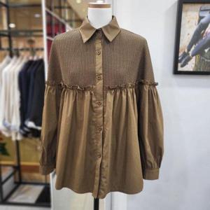 갤러리아_나인스텝 셔링 배색 반주름 블라우스(N24NS4307)