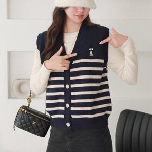 프롬하트 /  프롬하트  스트라이프 자수 니트조끼