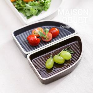 윤도자기 차곡 1/4 타원접시 2P