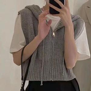 [삐까삐까]크롭 후드 집업 니트조끼