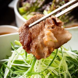 [대한민국농수산] 국내산 돼지고기 한돈 대패 앞다리살 300g x 10팩 (총 3kg)