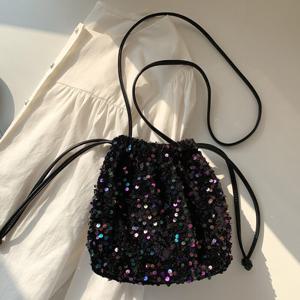 쏘울백 / 스팽글 복조리 토트 크로스백 (3color)