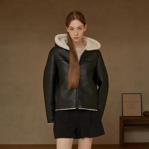 [정가 159,000원][유로모피]페이크 무스탕 후드  자켓