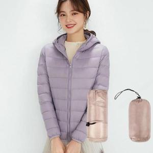 [블루블랙코리아]경량 겨울 오리털 모자달린 패딩 사무실 룩 후드점퍼 (23552361)