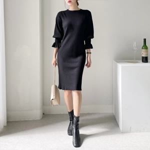 토마토팩토리 로맨틱 프릴소매 롱 니트원피스(2color)