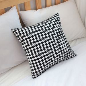 러프 소파 쿠션(솜포함) 45x45 모노스칸디 B