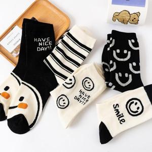 [루즈루나] 깜찍이 기분 좋아지는 캐릭터 양말 5종 세트