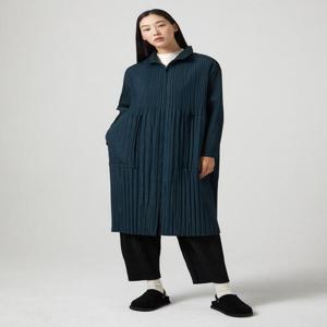 [플리츠미][플리츠미] 스탠 카라 집업 돌먼 퀼팅 롱 자켓_PPJKW024014