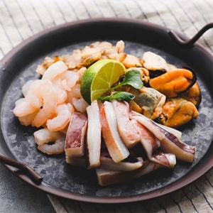 [자연맛남 해물모듬] 간편한 손질 해물모듬 700g x 2팩 (오징어/홍합/바지락/새우)