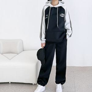 [sado]여성 오버핏 배색두줄 기모후드티 와이드 스트링 트레이닝세트ND744-ND270