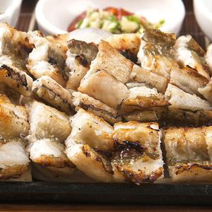 [5마리 주문 시 +1마리 증정] 통영 자연산 바다장어 활장어 대 1마리 (구매 수량별 소스, 생강채 증정)