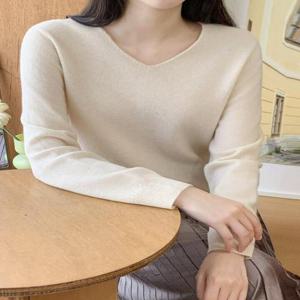 [카라]KARRA 리얼캐시미어100브이넥니트_A4F0235