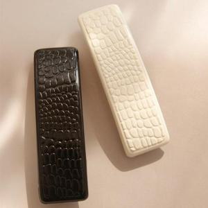 [제이로렌]바이데이지 프랑스 가죽모양 자동헤어핀 Bh0768