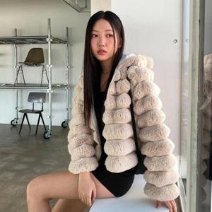 [옷자락]여성 안감 볼륨 자켓 밍크 퍼 후드 긴팔 집업 점퍼